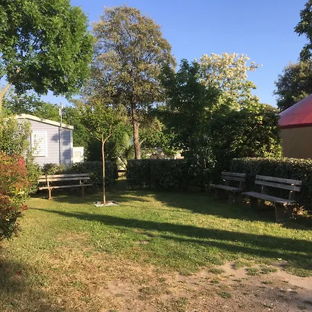 Le Sous Bois Hotel